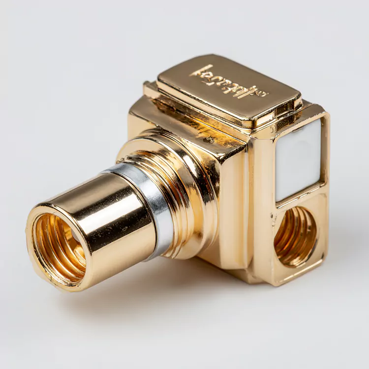 Conectores elétricos de latão